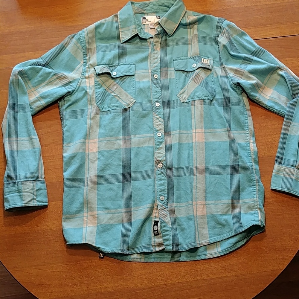 DC shoes skate button up plaid flannel shirt